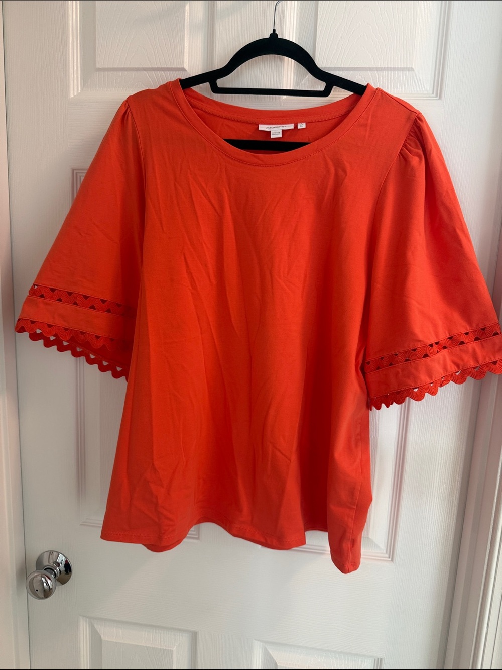 Cato Orange Short-Sleeve Scallop Trim Top